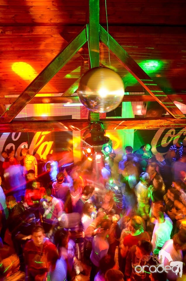 Halloween Party & Laser Show în Faház, 