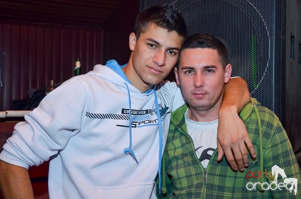 Halloween Party & Laser Show în Faház, 