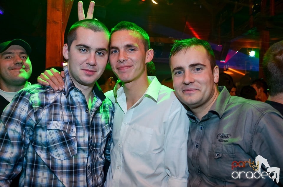 Halloween Party & Laser Show în Faház, 