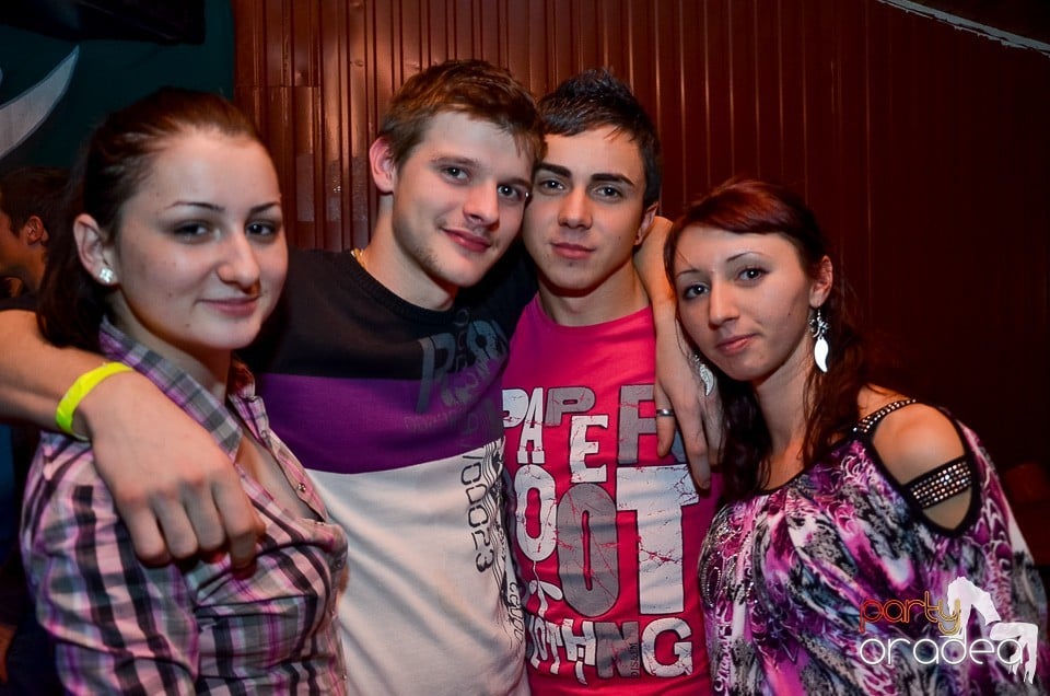 Halloween Party & Laser Show în Faház, 