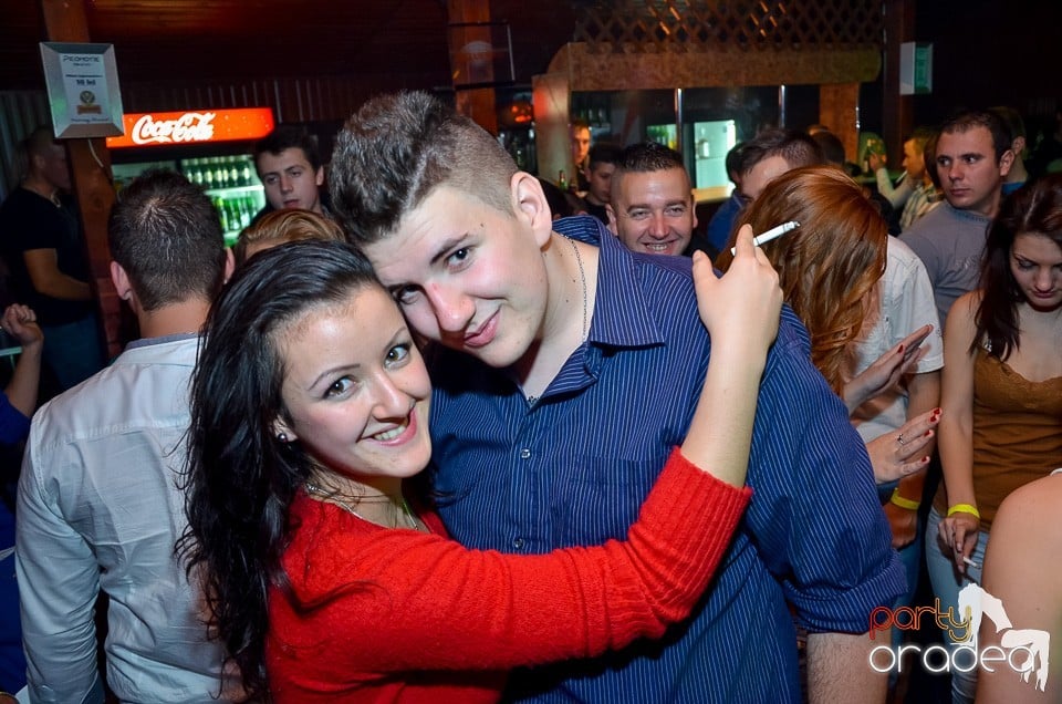 Halloween Party & Laser Show în Faház, 