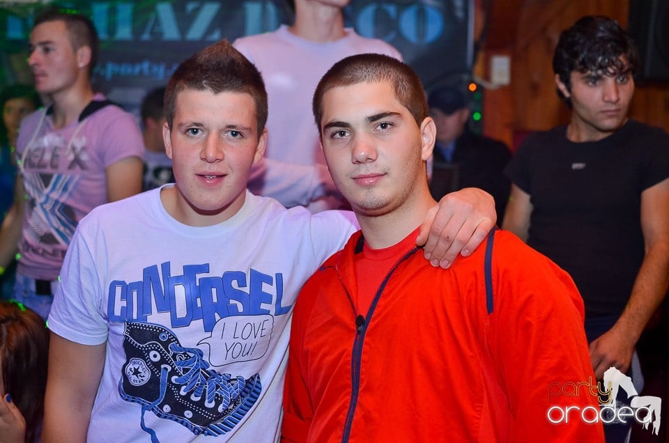 Halloween Party & Laser Show în Faház, 