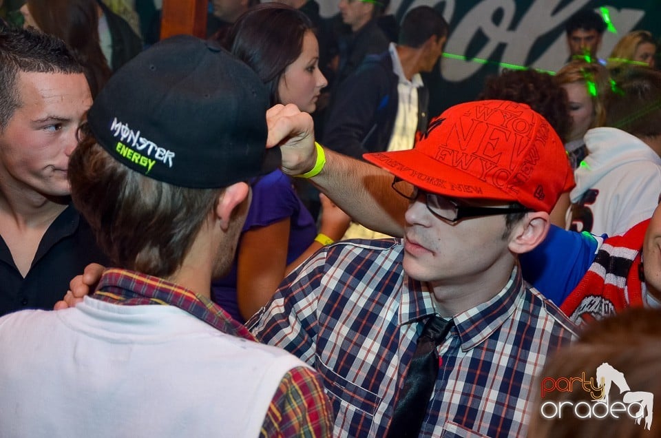 Halloween Party & Laser Show în Faház, 