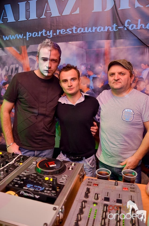 Halloween Party & Laser Show în Faház, 