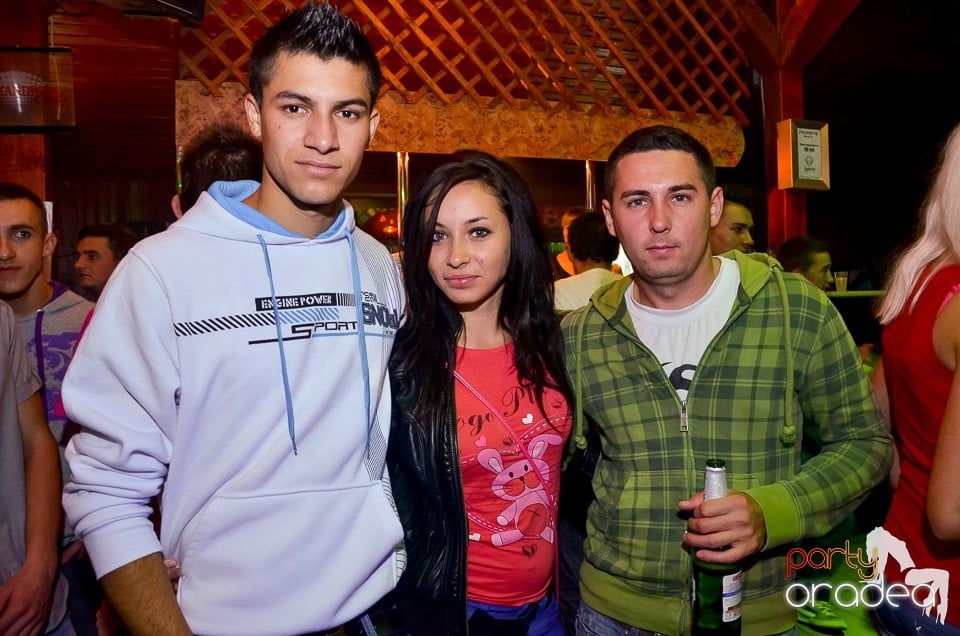 Halloween Party & Laser Show în Faház, 