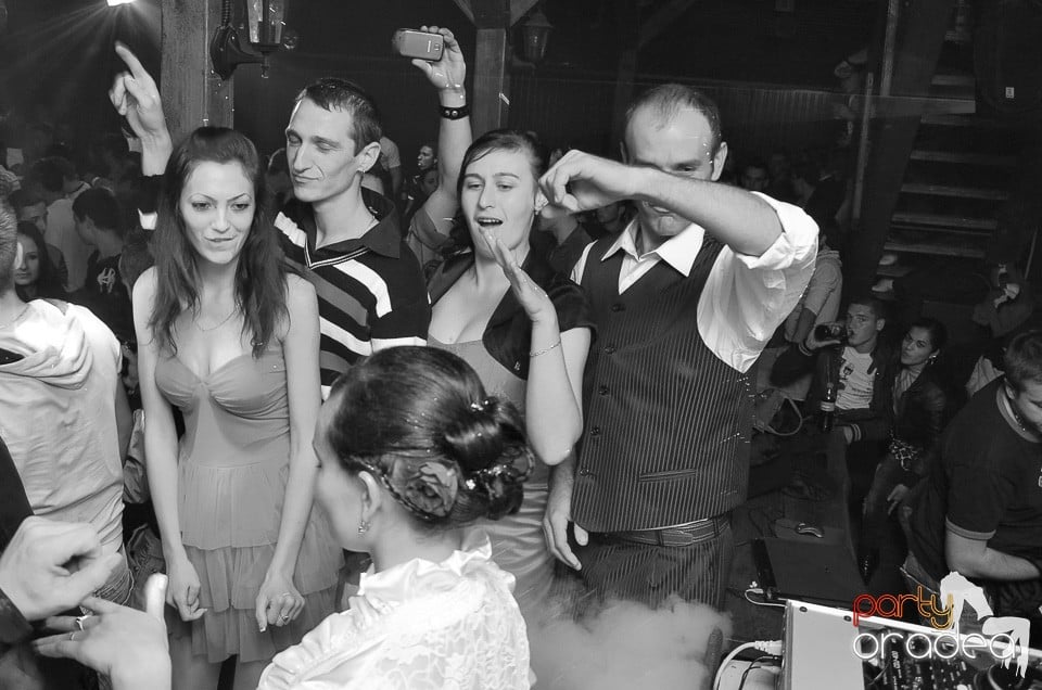 Halloween Party & Laser Show în Faház, 