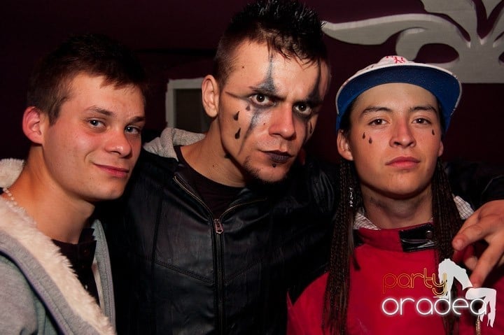 Halloween Party în Club Atti's, 