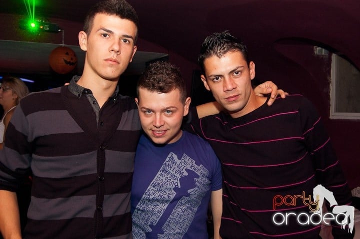 Halloween Party în Club Atti's, 