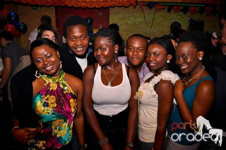 Halloween Party în Downtown, 