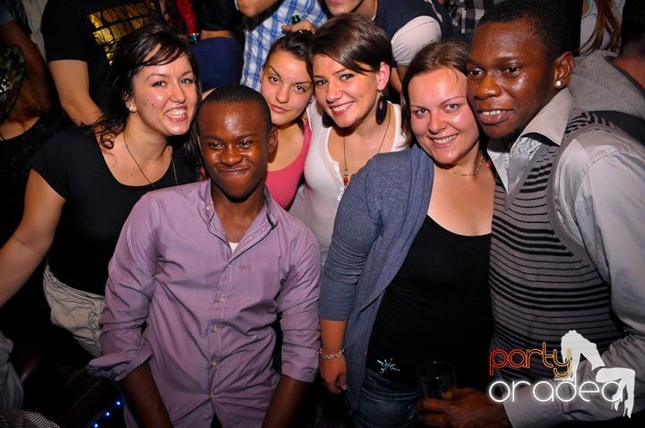 Halloween Party în Downtown, 