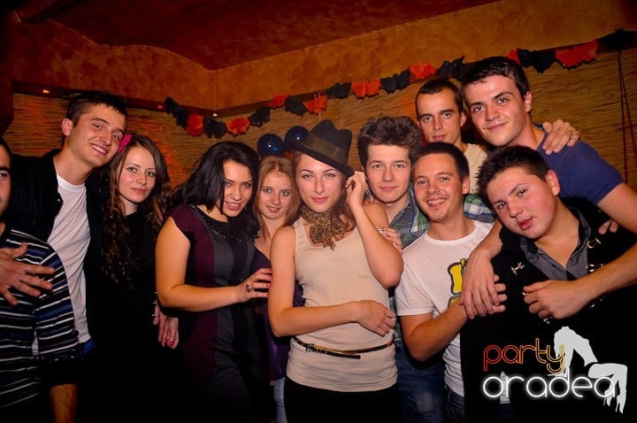 Halloween Party în Downtown, 