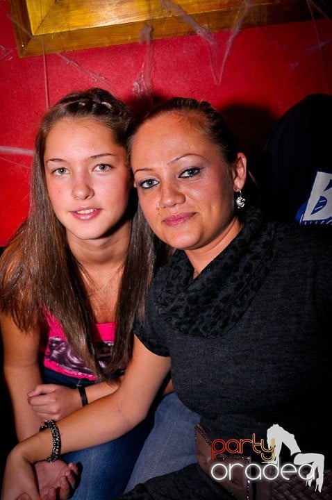 Halloween Party în Downtown, 