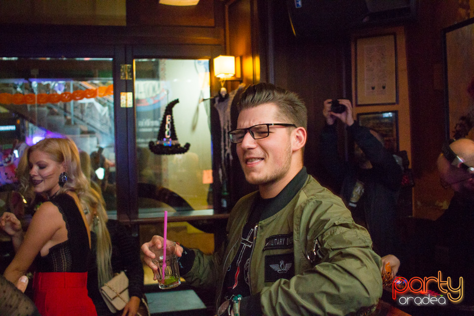 Halloween Party, Lord's Pub