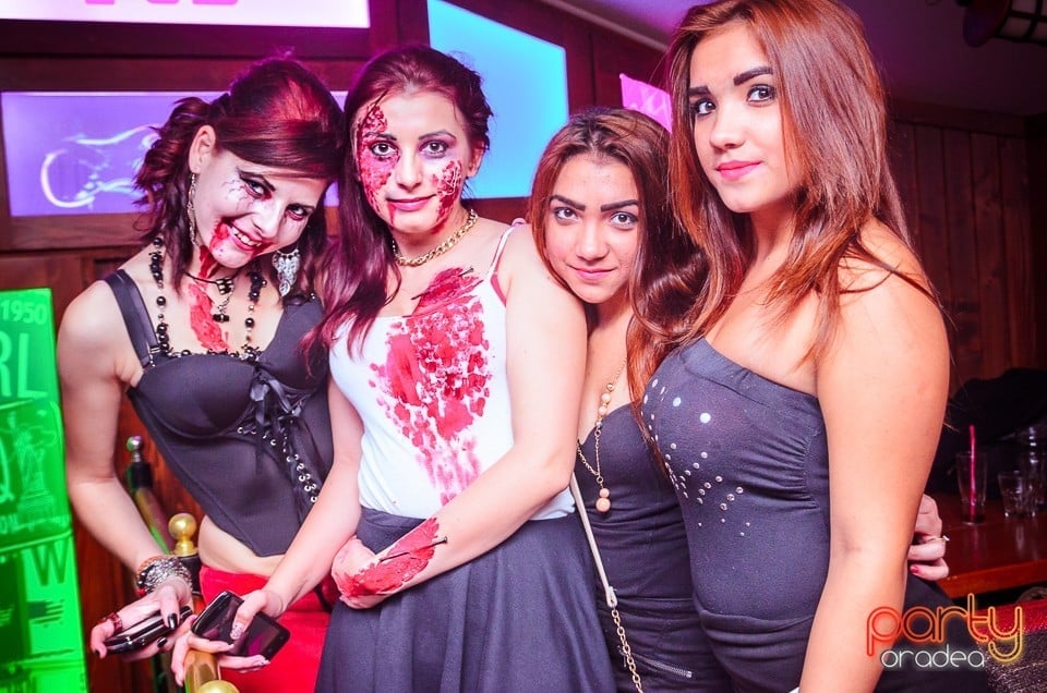 Halloween Party în Window Pub, 