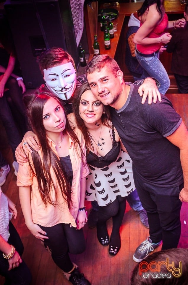 Halloween Party în Window Pub, 