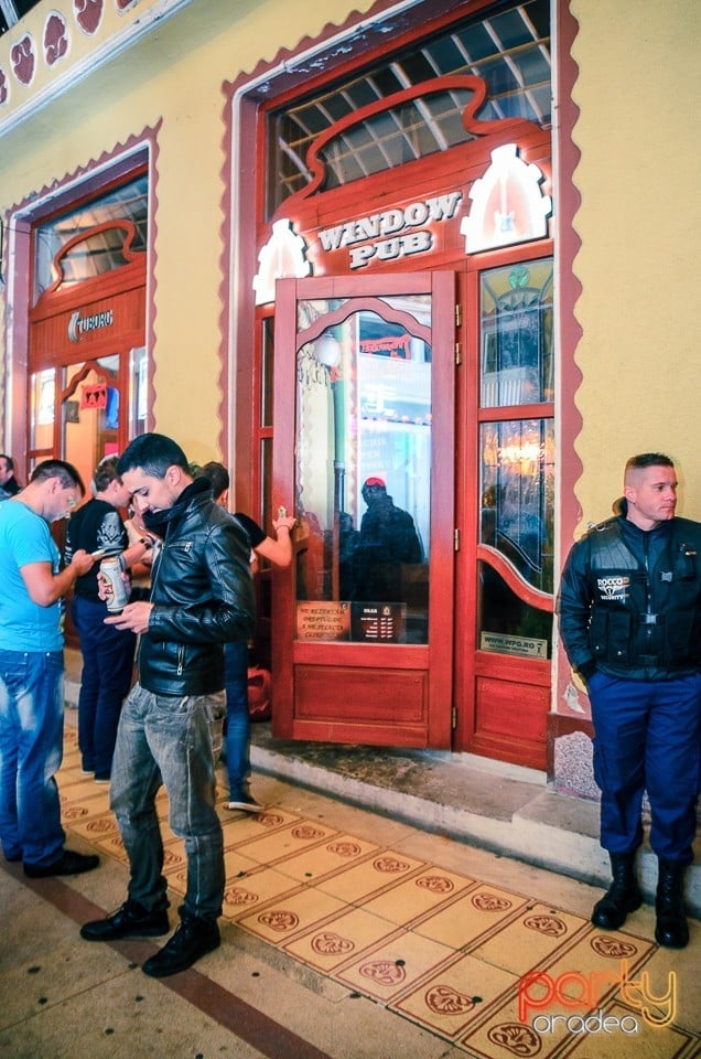 Halloween Party în Window Pub, 