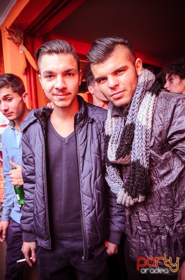 Halloween Party în Window Pub, 