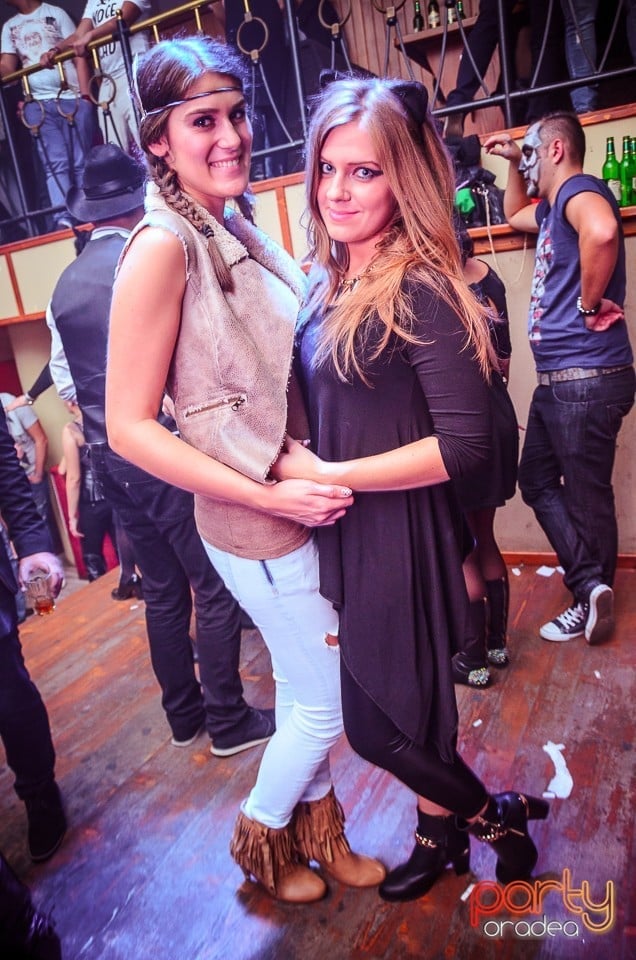 Halloween Party în Window Pub, 