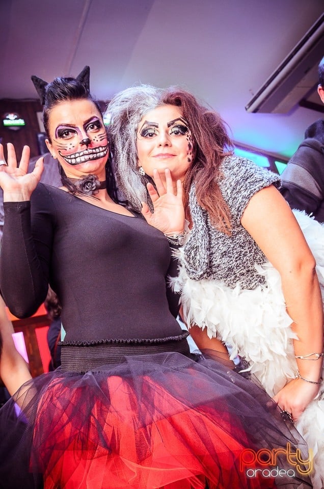 Halloween Party în Window Pub, 