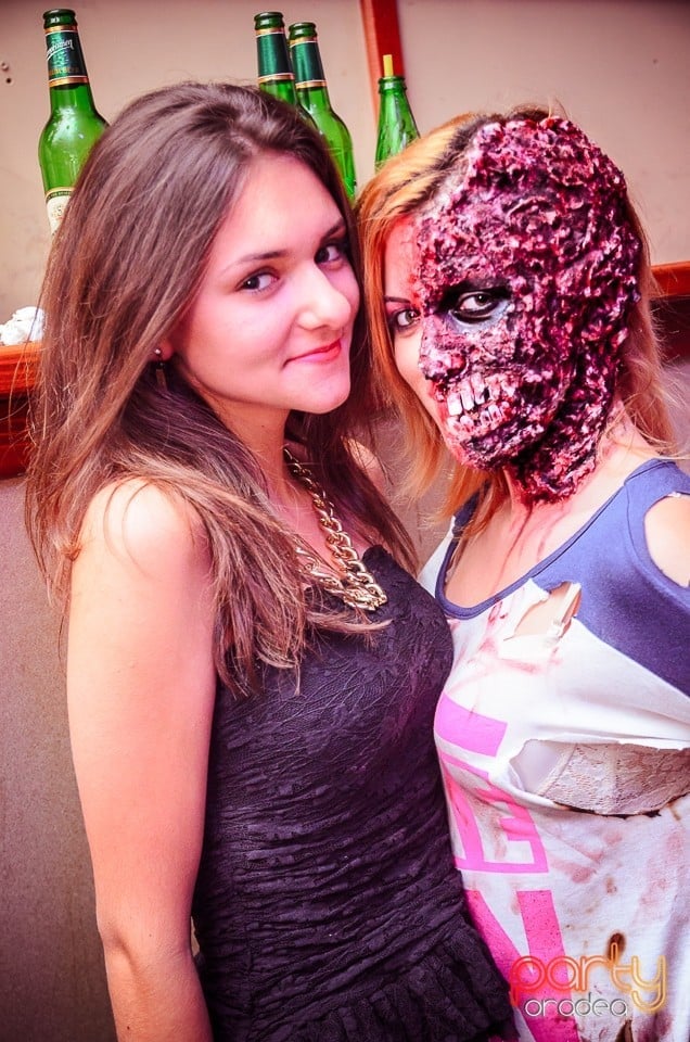 Halloween Party în Window Pub, 