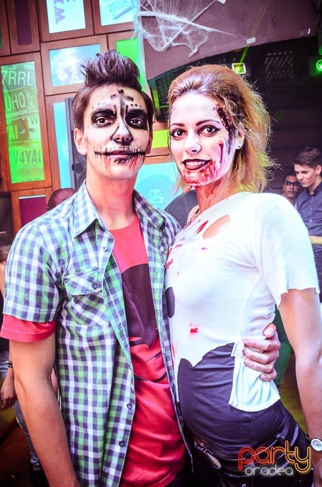 Halloween Party în Window Pub, 