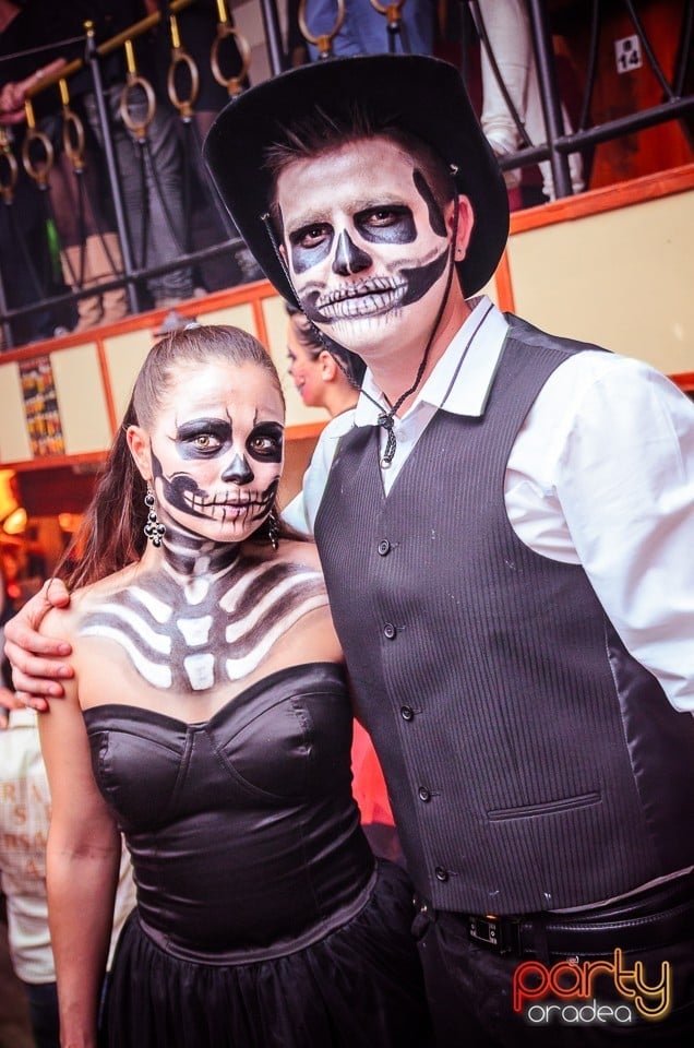 Halloween Party în Window Pub, 