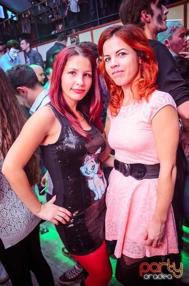 Halloween Party în Window Pub, 