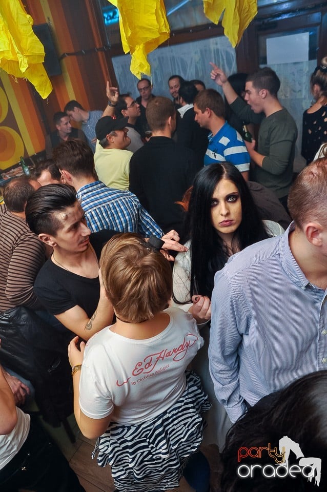 Halloween Special în Juice, Juice