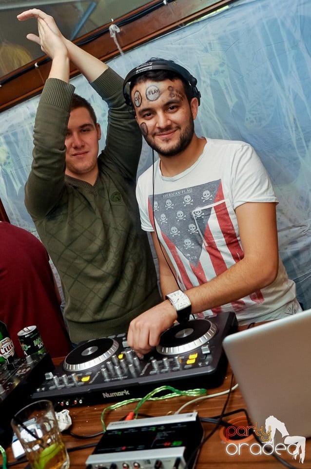 Halloween Special în Juice, Juice