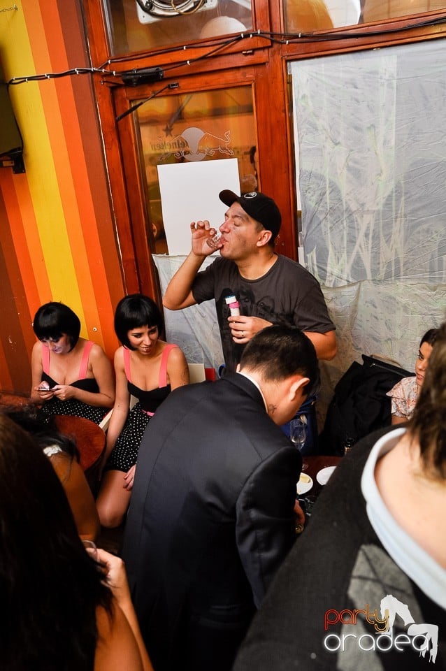 Halloween Special în Juice, Juice