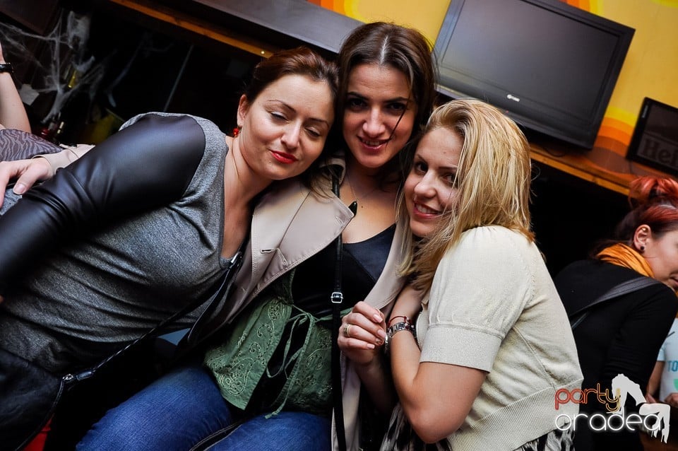 Halloween Special în Juice, Juice