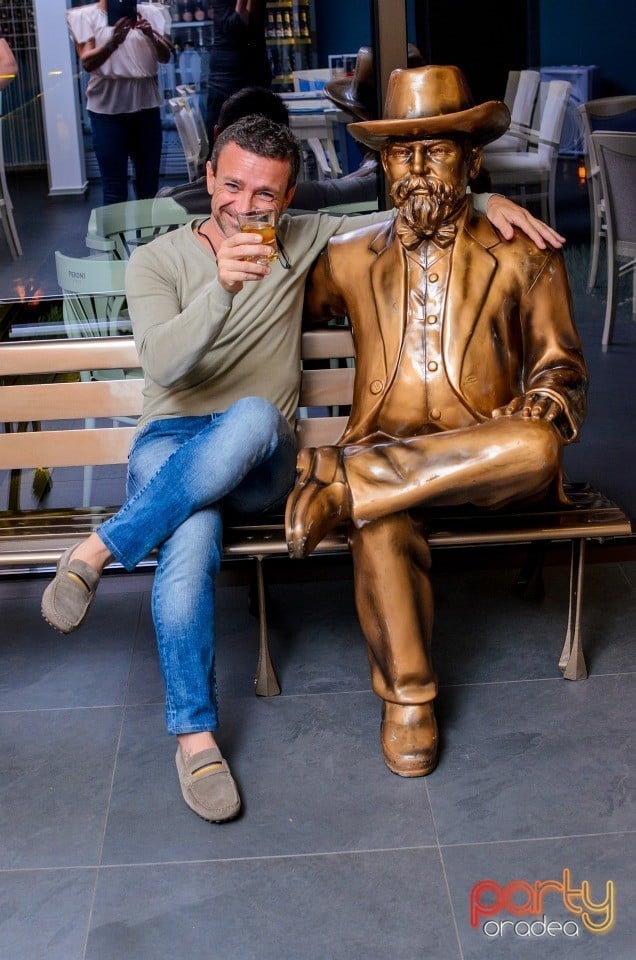 Happy Birthday, Mr. Jack!, Restaurant Rivo