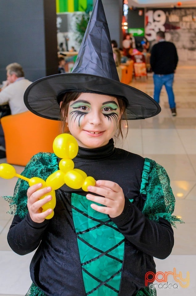 Happy Boo Day, Lotus Center