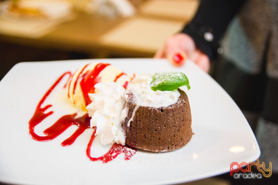 Happy Valentine's Day by Restaurant Borsalino, Borsalino