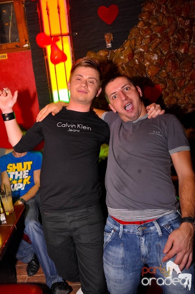 Happy Valentine's Day! în Downtown, 