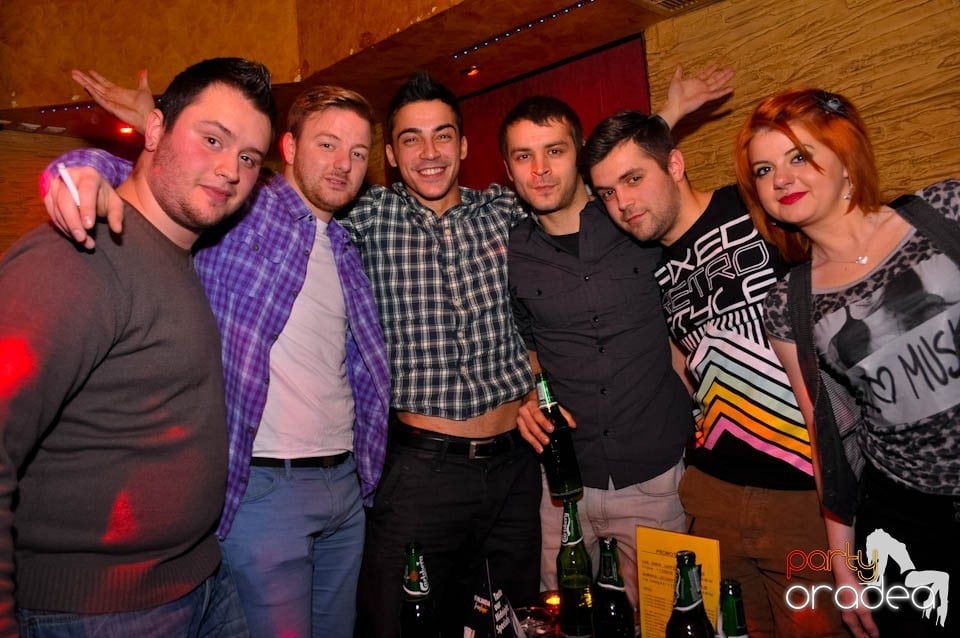 Happy Valentine's Day! în Downtown, 