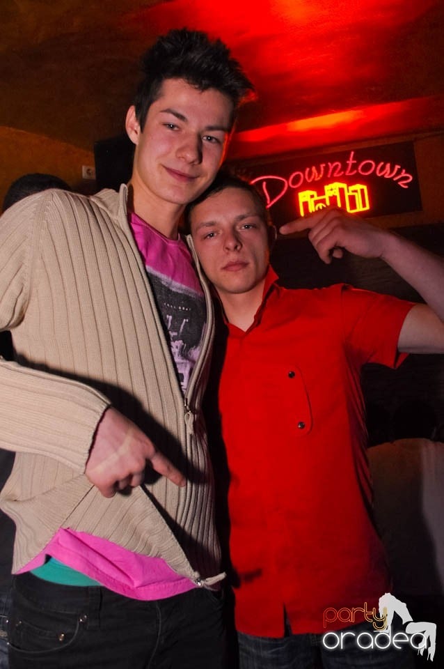 Happy Valentine's Day! în Downtown, 