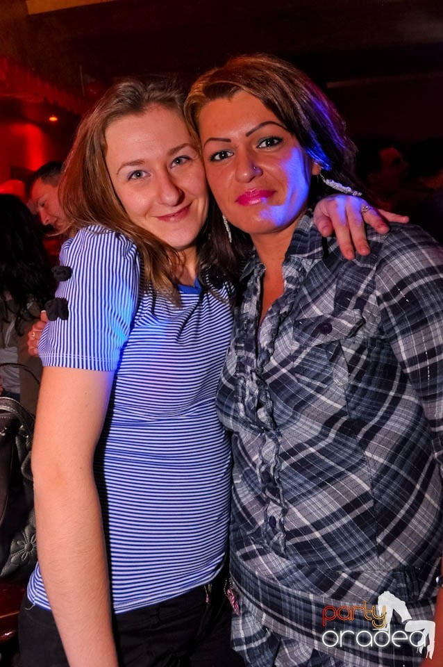 Happy Valentine's Day! în Downtown, 