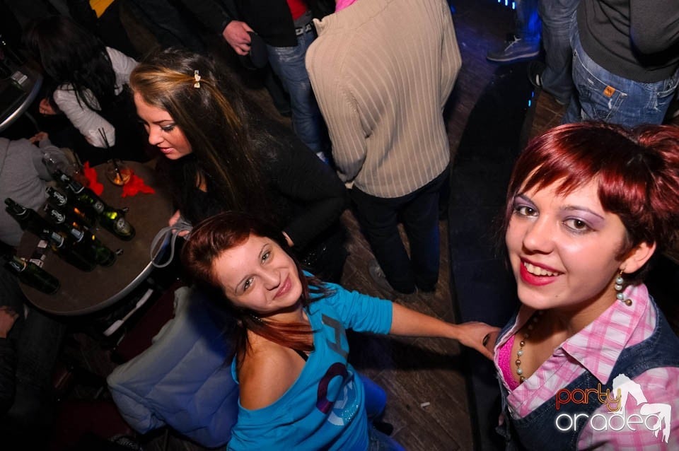 Happy Valentine's Day! în Downtown, 