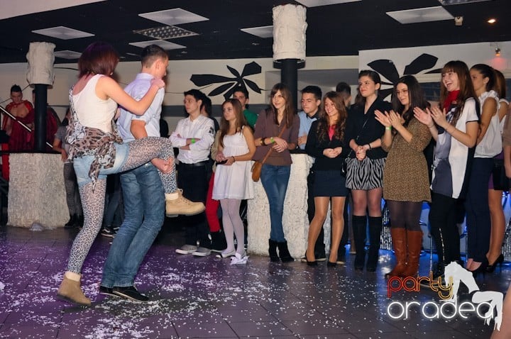 High School Battle - Gojduvs. Eminescu,