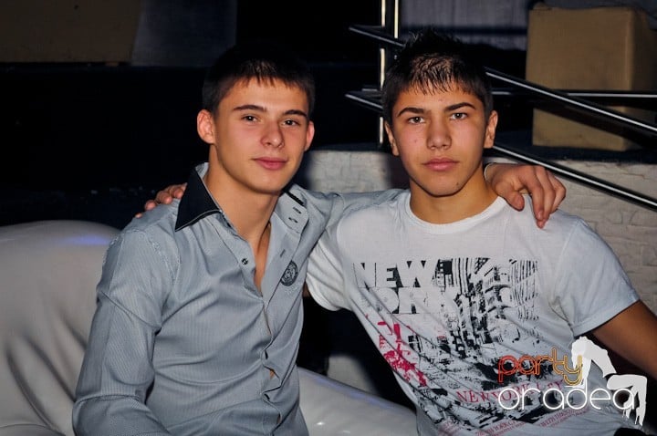 High School Battle - Gojduvs. Eminescu,