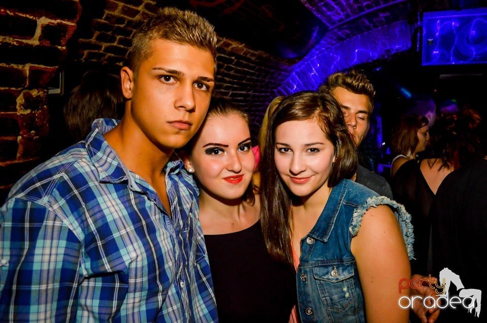 Holsten 22-23 PM Free For All, 