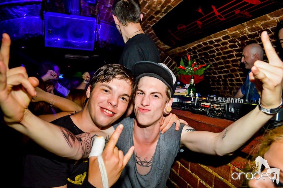 Holsten 22-23 PM Free For All, 