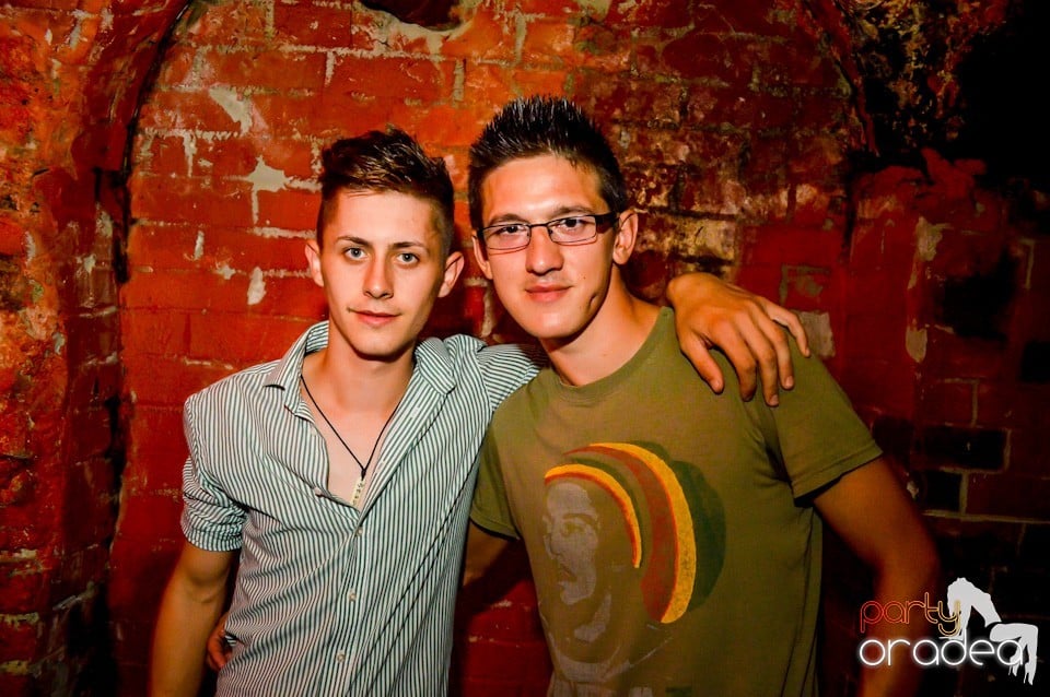 Holsten 22-23 PM Free For All, 