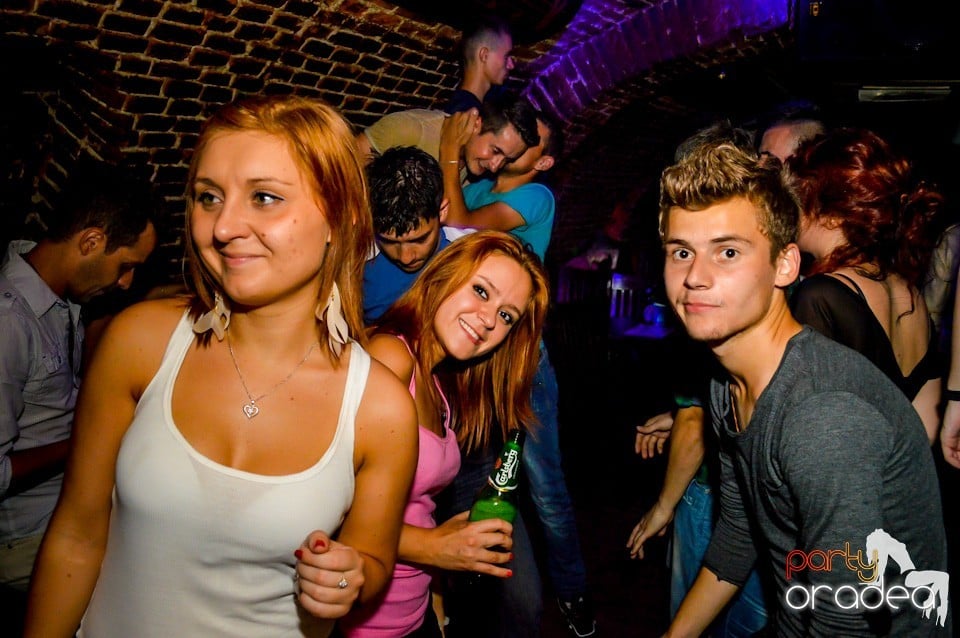 Holsten 22-23 PM Free For All, 