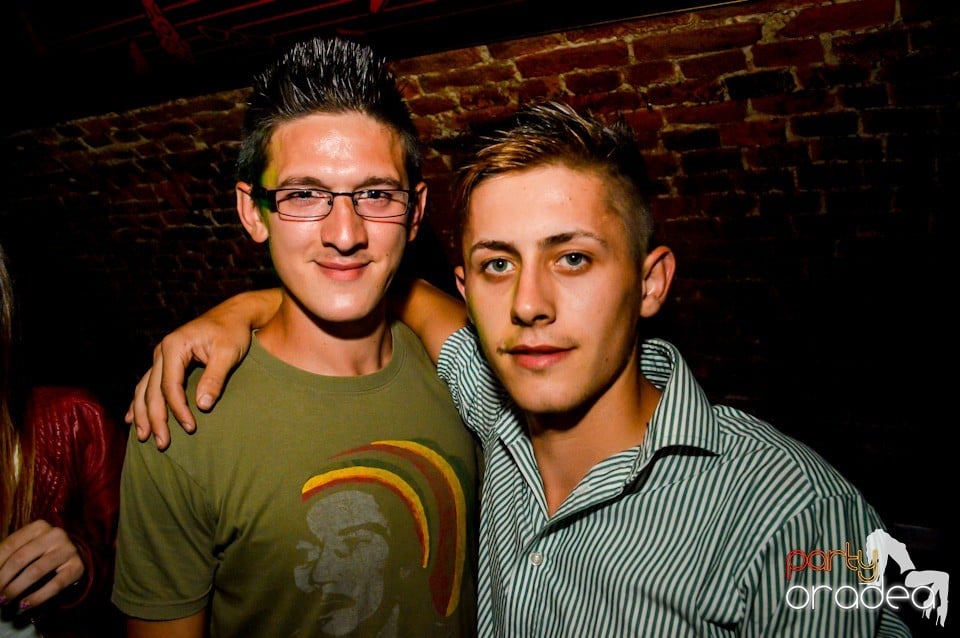 Holsten 22-23 PM Free For All, 