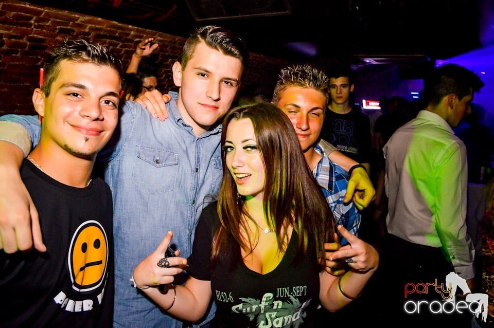 Holsten 22-23 PM Free For All, 