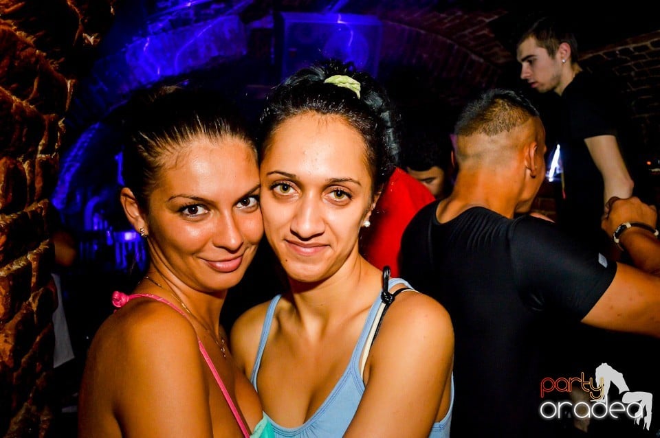 Holsten 22-23 PM Free For All, 