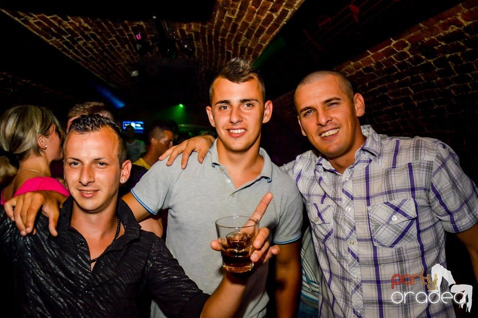 Holsten 22-23 PM Free For All, 