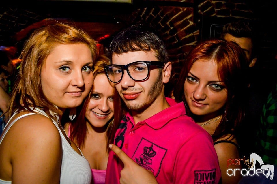 Holsten 22-23 PM Free For All, 